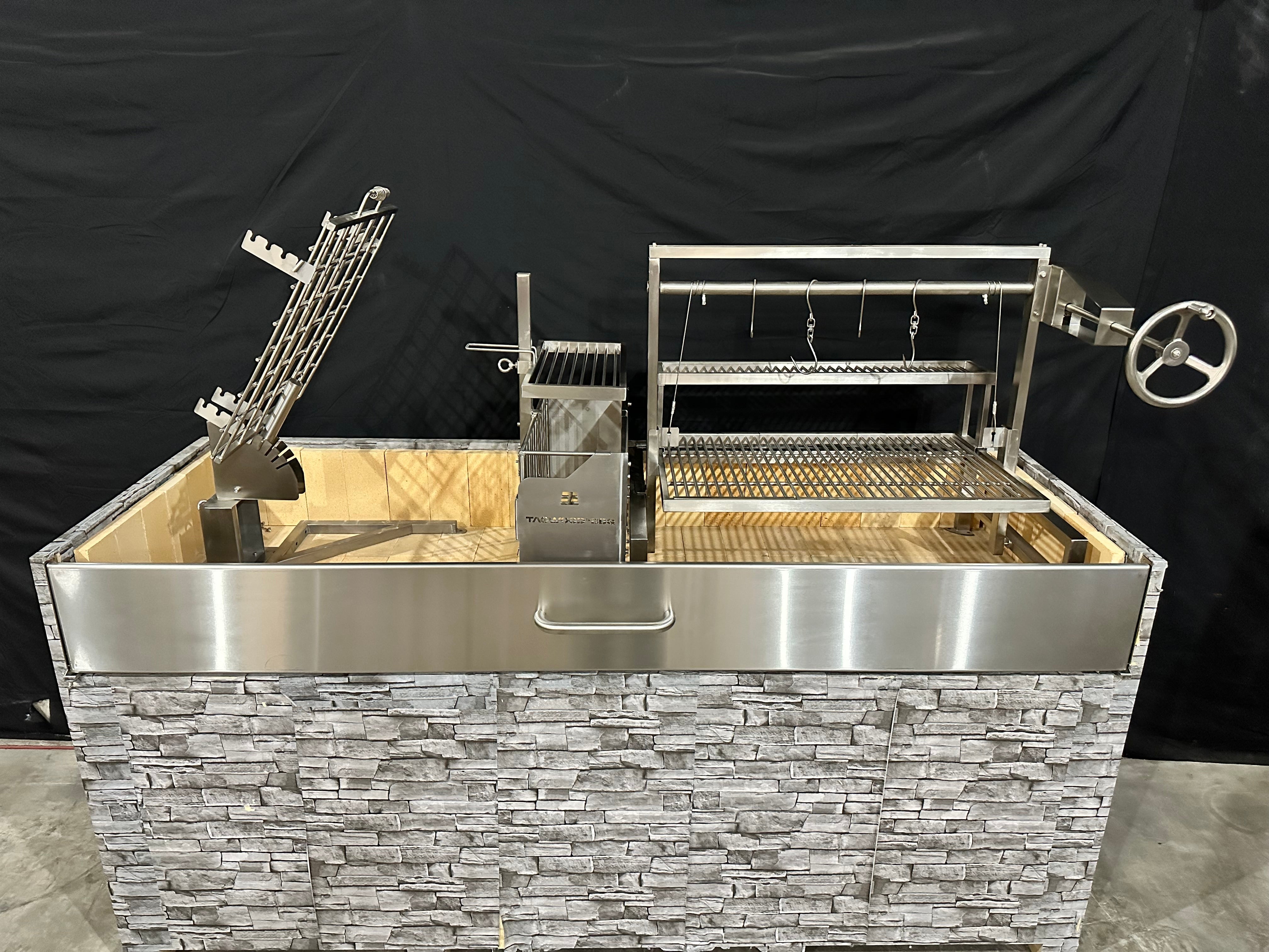 Tagwood BBQ Insert-Style Argentine Santa Maria Wood Fire & Charcoal Gaucho Grill Without Firebricks | BBQ09SS