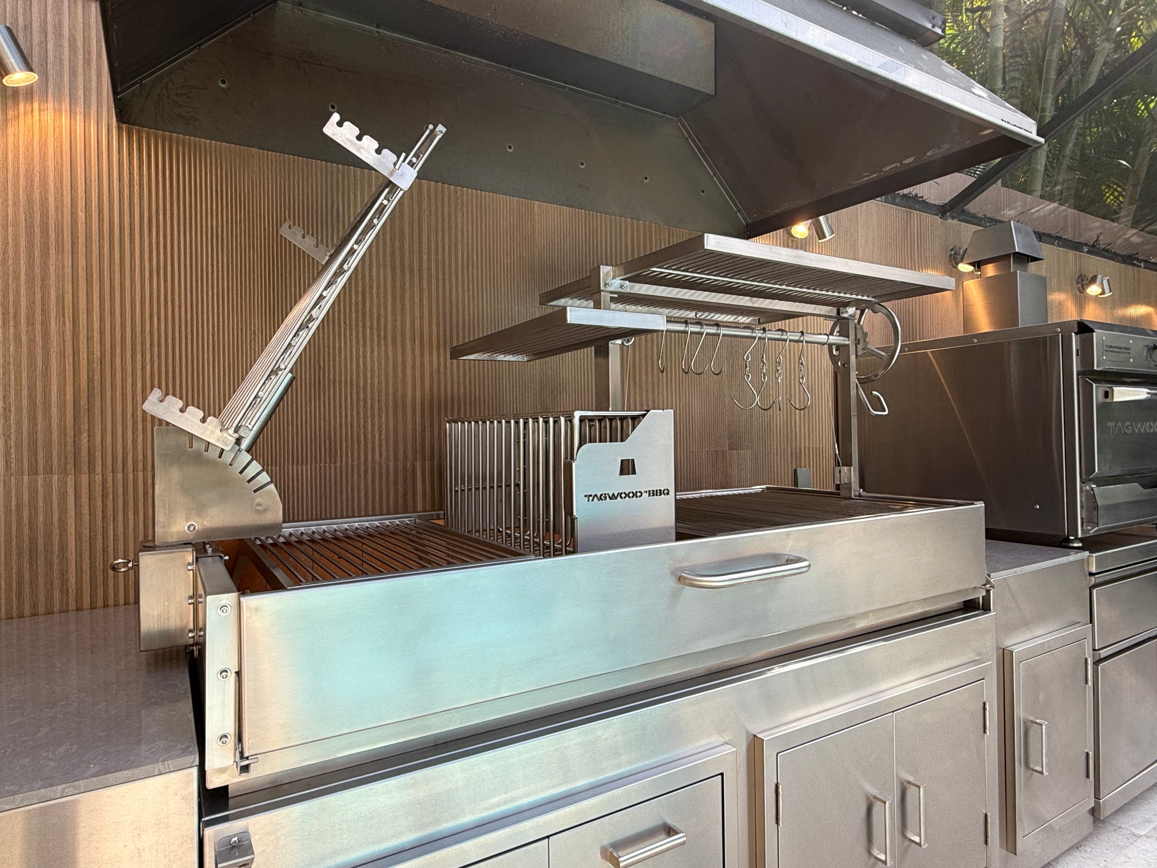 Tagwood BBQ XL Stainless Steel Santa Maria Grill | BBQ28SS