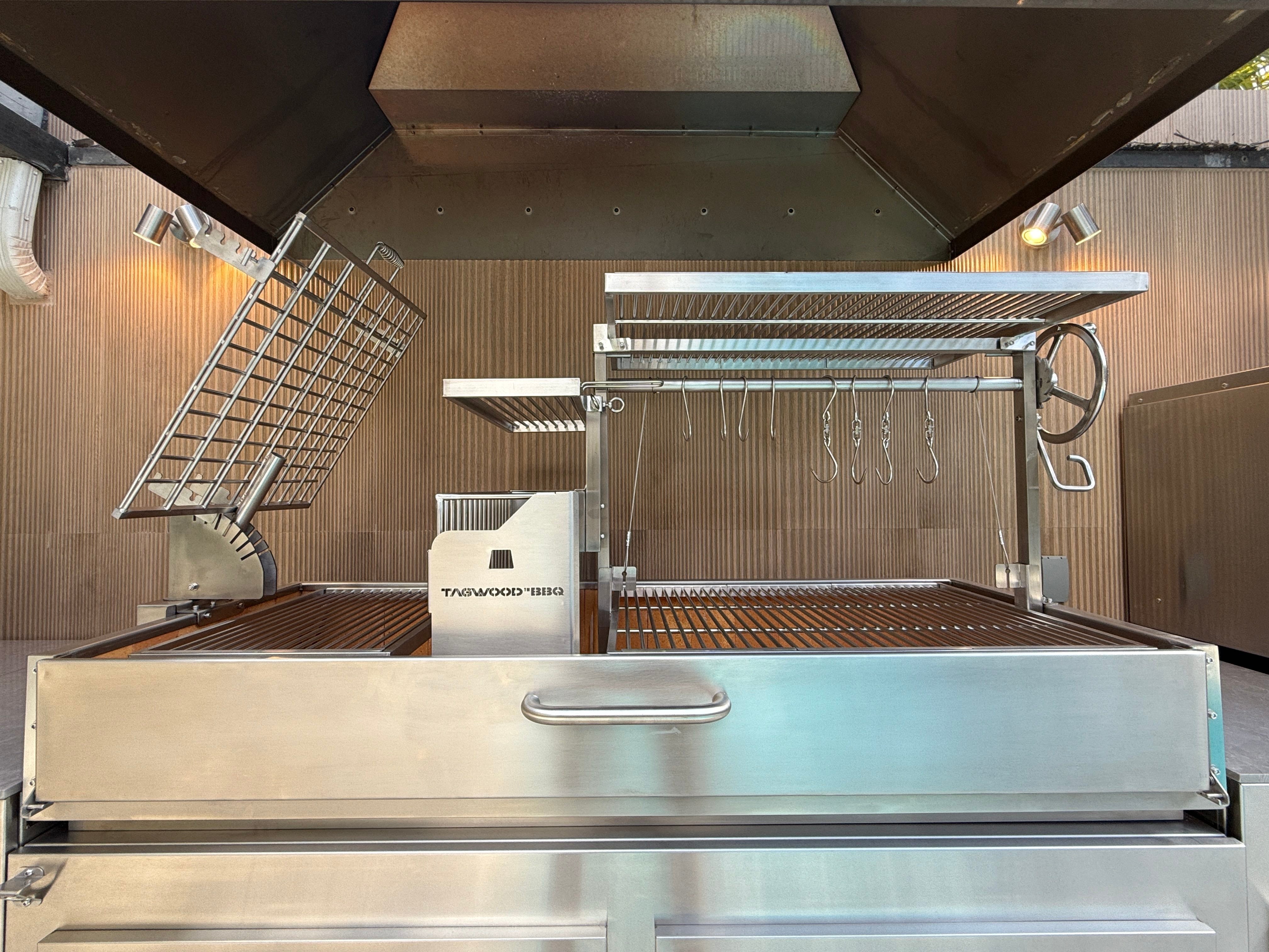 Tagwood BBQ XL Stainless Steel Santa Maria Grill | BBQ28SS
